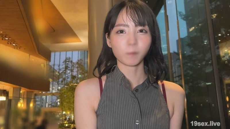 ※仅限初回※被超可爱的大学生狂玩乳头，忍耐汁停不下来就直接插入⇒中出的超色情影像（惠）