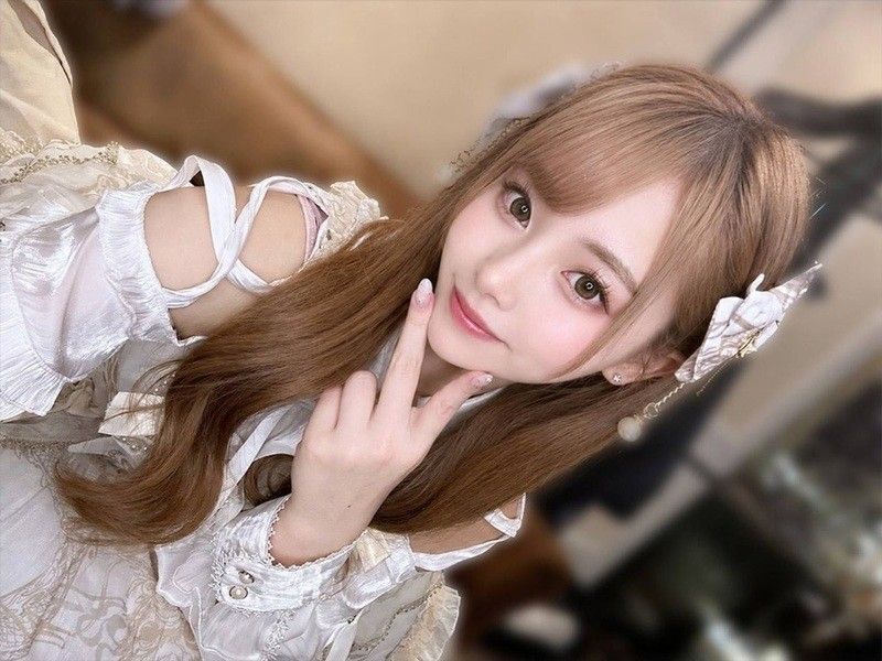 【露脸解禁】「追随者激增中，18岁美女Cosplayer」震撼出演FC2。危险期中出稀有影像『1小时24分』。※数量有限