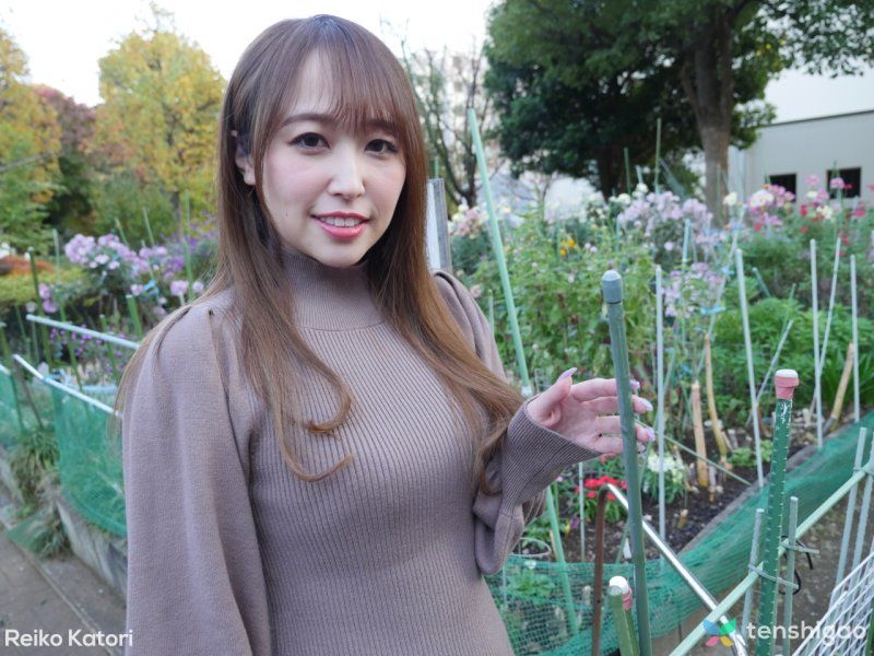 【无修正】令人想吸吮的较大乳头与肉感身体的玲子酱内射！